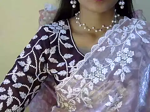 Snapshot of Shab_M chatting on 6, 5, 2026 Shab M online show from 6, 5, 2026