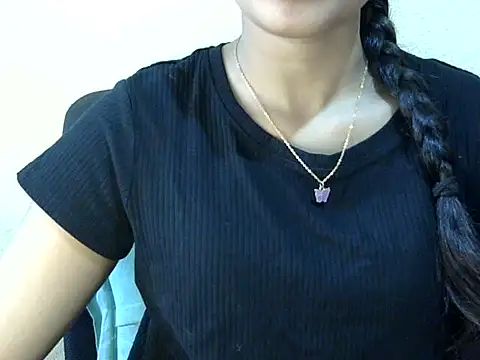 Snapshot of Shab_M chatting on 4, 8, 2026 Shab M online show from 4, 8, 2026