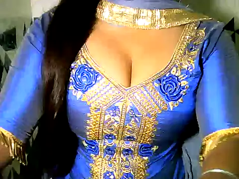 Snapshot of Hotty_Suzuka chatting on 7, 6, 2026 Hotty Suzuka online show from 7, 6, 2026