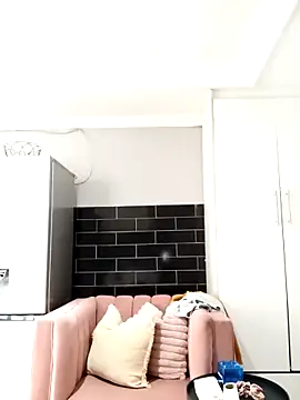 Snapshot of LICKME22TIMES chatting on 3, 12, 2025 LICKME22TIMES online show from 3, 12, 2025