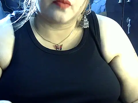 Snapshot of Soniya_Sha chatting on 29, 7, 2026 Soniya Sha online show from 29, 7, 2026