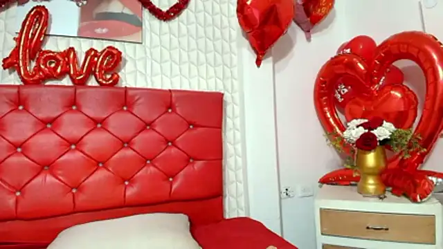 Snapshot of Elizabetth_Roman chatting on 13, 2, 2026 Elizabetth Roman online show from 13, 2, 2026