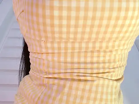 Snapshot of heellcat__ chatting on 4, 12, 2025 heellcat online show from 4, 12, 2025