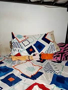 modelo hot online show from 12, 4, 2026