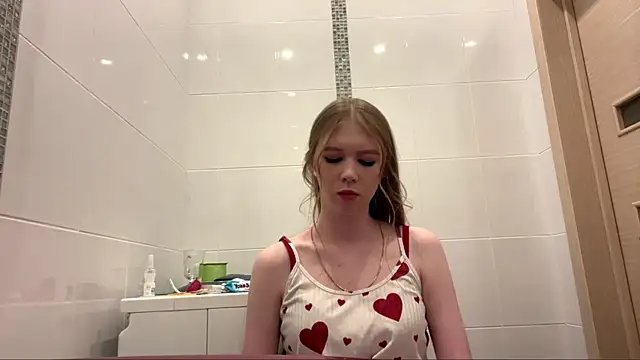 Snapshot of FumingForging chatting on 4, 12, 2025 FumingForging online show from 4, 12, 2025