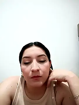 Snapshot of jade_nevez9090 chatting on 4, 12, 2025 jade nevez9090 online show from 4, 12, 2025