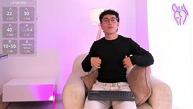 LittleMya  online show from 4, 2, 2026