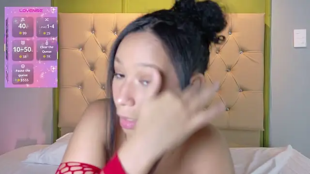 Snapshot of EmmaLawrence_ chatting on 14, 7, 2026 EmmaLawrence online show from 14, 7, 2026