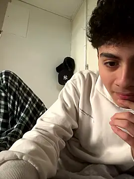 hungspanishtwink online show from 7, 1, 2026