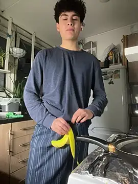 hungspanishtwink online show from 6, 3, 2026