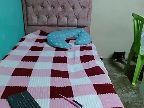 caro lil online show from 18, 4, 2026