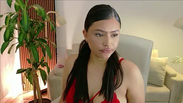 Snapshot of victoria___moon chatting on 2, 7, 2026 victoria moon online show from 2, 7, 2026