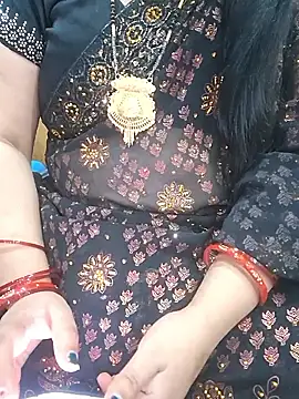 Snapshot of desiriya14 chatting on 25, 5, 2026 desiriya14 online show from 25, 5, 2026