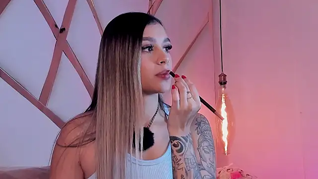 Sophie-velvet online show from 10, 3, 2026