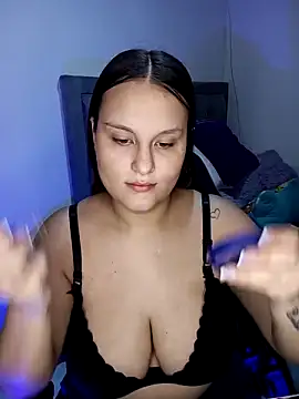 Snapshot of Valeriaa_21 chatting on 22, 6, 2026 Valeriaa 21 online show from 22, 6, 2026