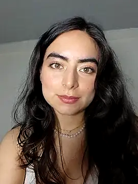 saasha Petit online show from 24, 2, 2026