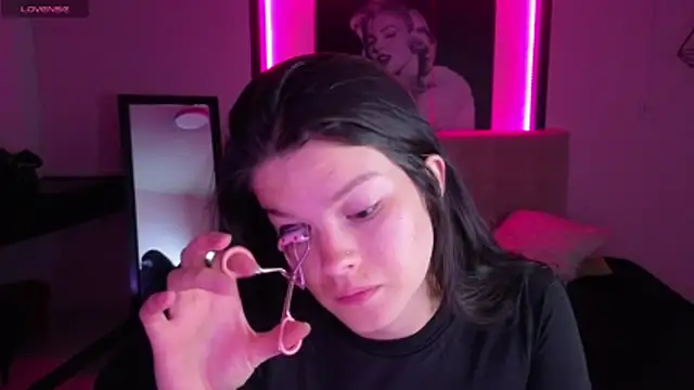 Sara valderrama  online show from 12, 2, 2026