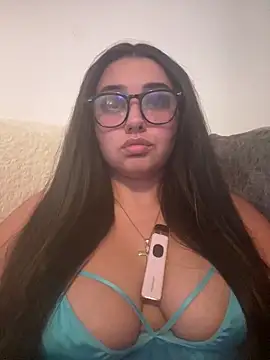 Snapshot of Wild_Busty_Niyah_XX chatting on 13, 6, 2026 Wild Busty Niyah XX online show from 13, 6, 2026
