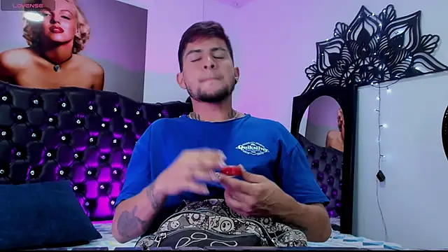 vaalentiino online show from 14, 12, 2025