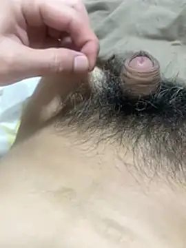 Snapshot of hairylittledic chatting on 18, 7, 2026 hairylittledic online show from 18, 7, 2026