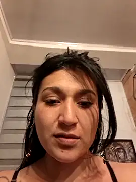 Magenta Moon online show from 14, 5, 2026