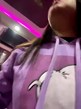 Kajal collage girll online show from 5, 12, 2025