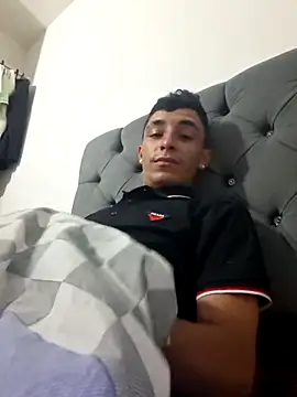 merycrism online show from 5, 12, 2025