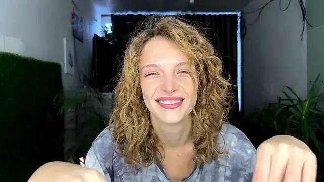 Miss Monroe online show from 12, 1, 2026