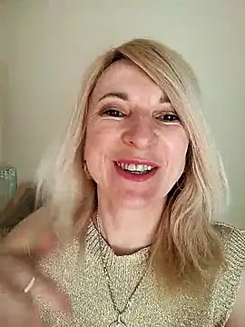 AhlyssaLove1155 online show from 7, 4, 2026