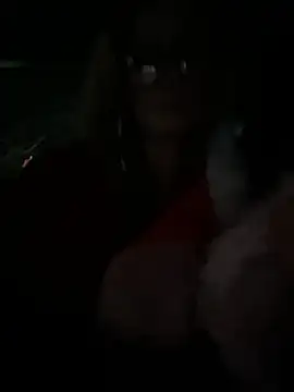 Snapshot of blondebombshell4343 chatting on 21, 12, 2025 blondebombshell4343 online show from 21, 12, 2025