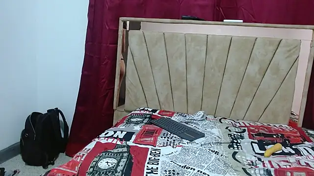 pia houns17 online show from 18, 12, 2025