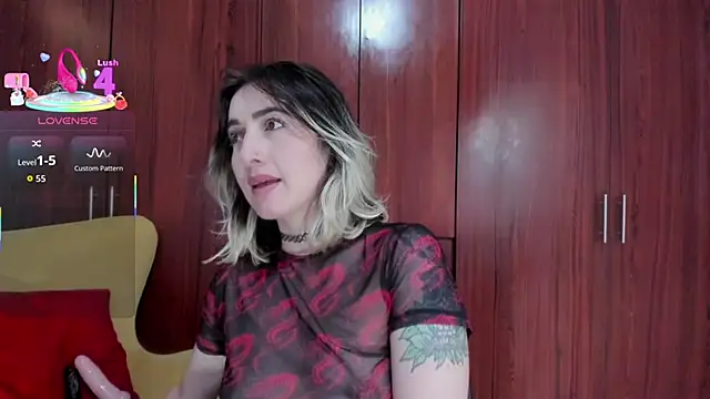 carly grasso online show from 4, 11, 2025