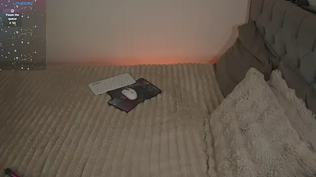 Moon sweetx2 online show from 26, 2, 2026