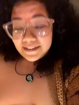 VanesssaMilf  online show from 3, 2, 2026