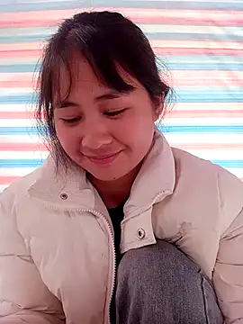 Him MountainGirl online show from 11, 2, 2026