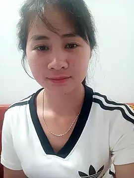 Him MountainGirl online show from 16, 4, 2026