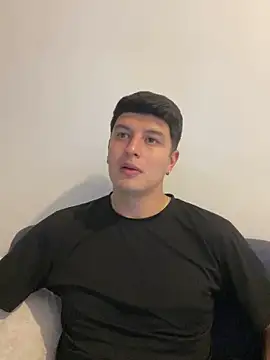 Goldenknight33 online show from 21, 4, 2026