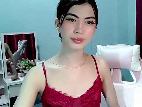 Ur hottestdella online show from 3, 2, 2026