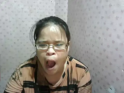 Snapshot of Hotty_babe23 chatting on 16, 12, 2025 Hotty babe23 online show from 16, 12, 2025