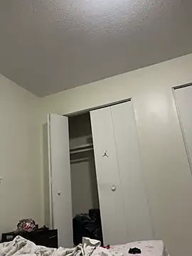 Hornystuff online show from 6, 4, 2026