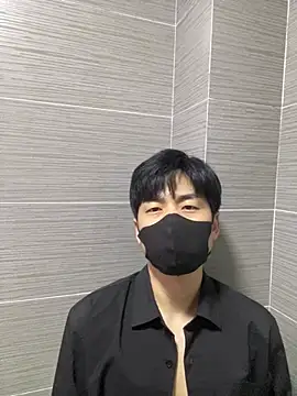 kimze7 online show from 5, 4, 2026