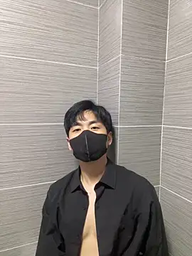 kimze7 online show from 10, 4, 2026