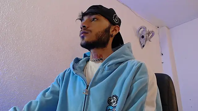 Snapshot of kingdani_hot chatting on 20, 12, 2025 kingdani hot online show from 20, 12, 2025