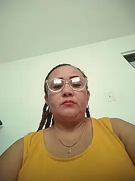 Nini Love  online show from 15, 1, 2026