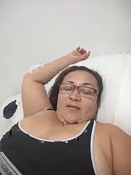 Nini Love  online show from 27, 2, 2026