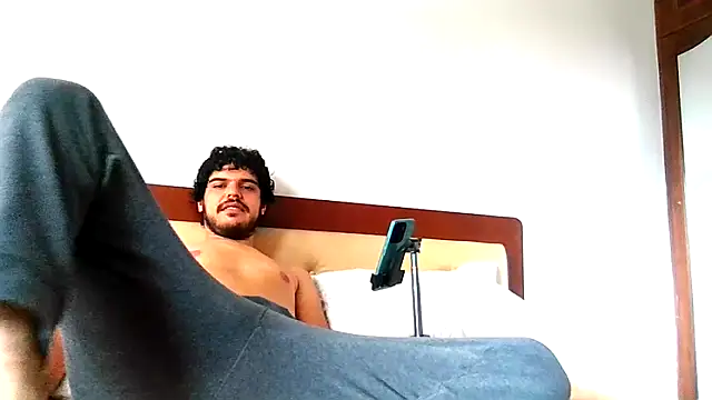 Hot Contrasts online show from 30, 4, 2026
