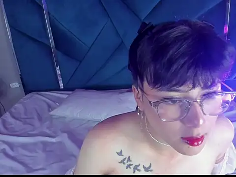 LyamMarven01 online show from 23, 12, 2025