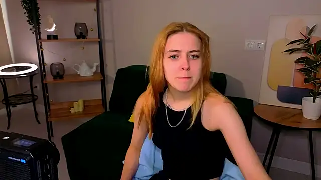 Bella xBaby online show from 15, 3, 2026