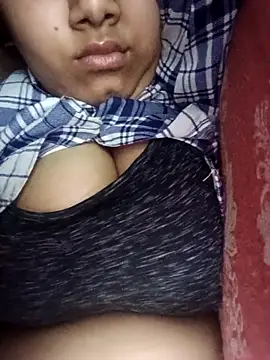 Snapshot of pihuu1313 chatting on 10, 2, 2026 pihuu1313 online show from 10, 2, 2026