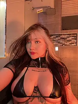 Daniela ruizz online show from 3, 7, 2026